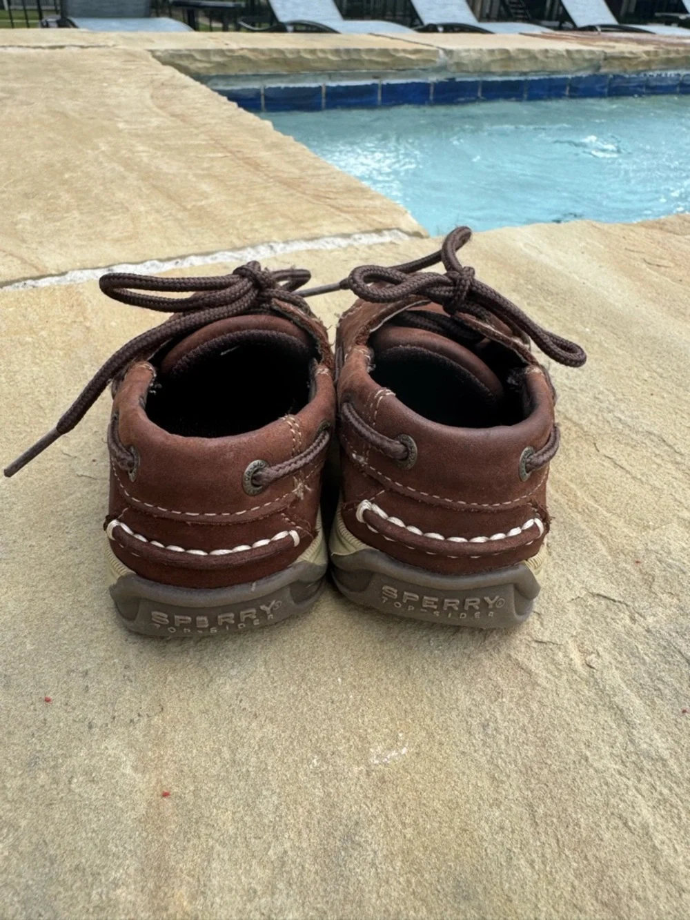 Boys Brown Leather Boat Shoes – Size 7.5W (Approx.)